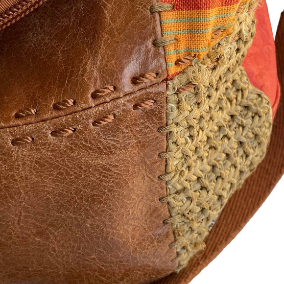 The Sak Leather Crossbody Hobo Style Brown & Coral Summer Purse Bag - Picture 12 of 15